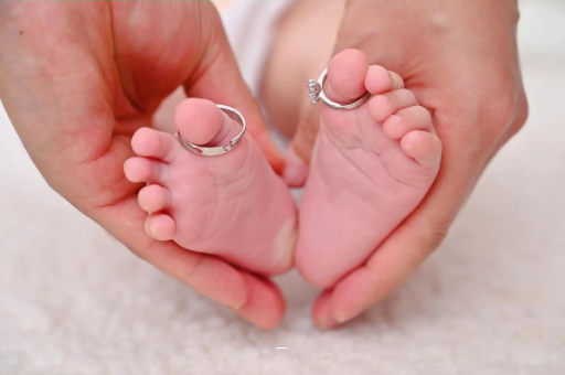 黔西几个月宝宝可以枕枕头